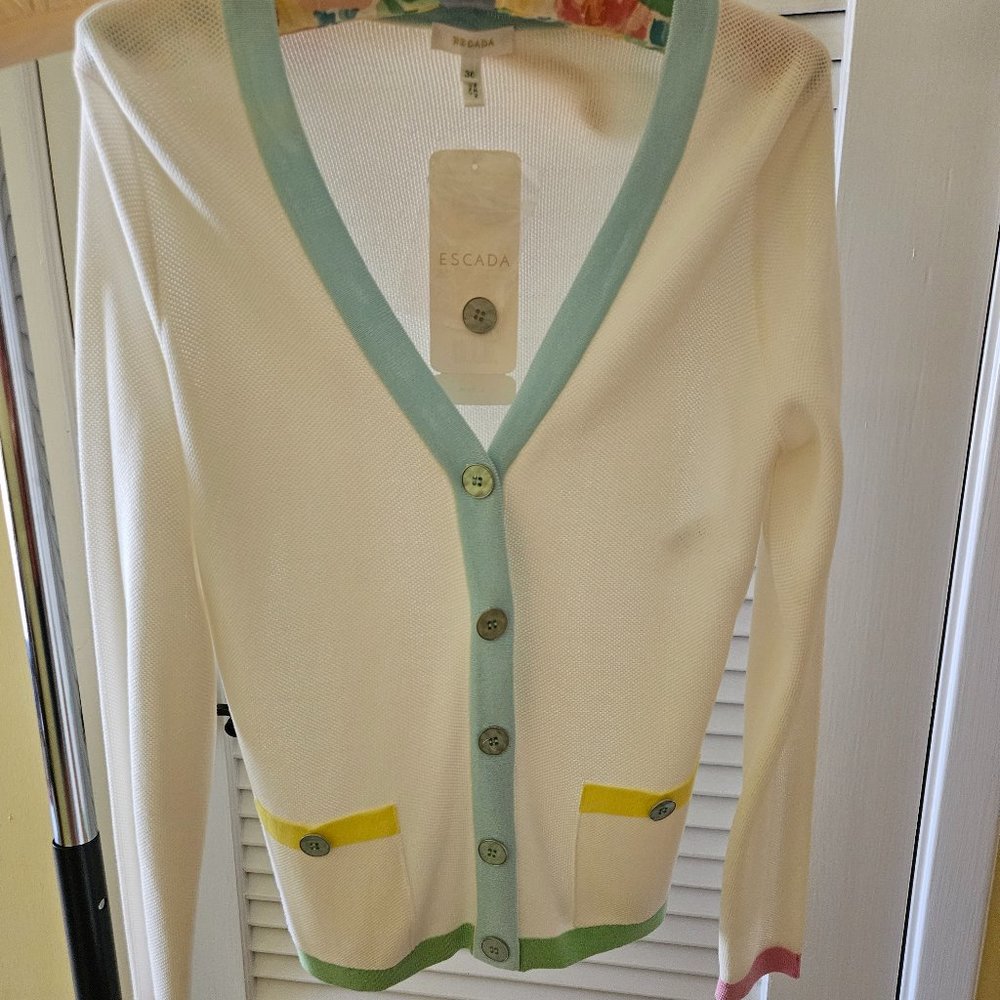 Georgeous lightweight Escada cardigan sz 36/US Sm NWT